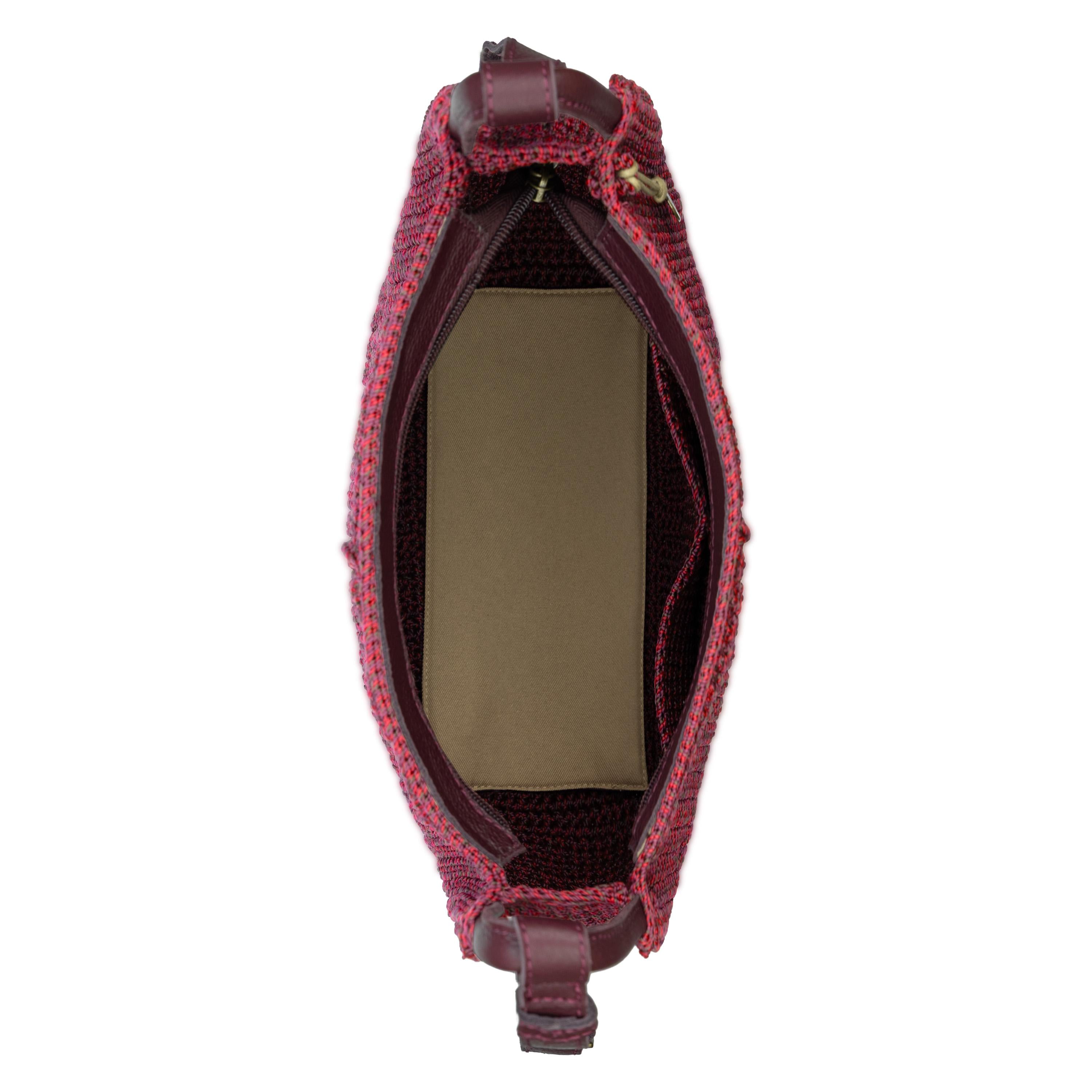 The Sak Los Feliz Crossbody - Hand Crochet - Black Cherry Static